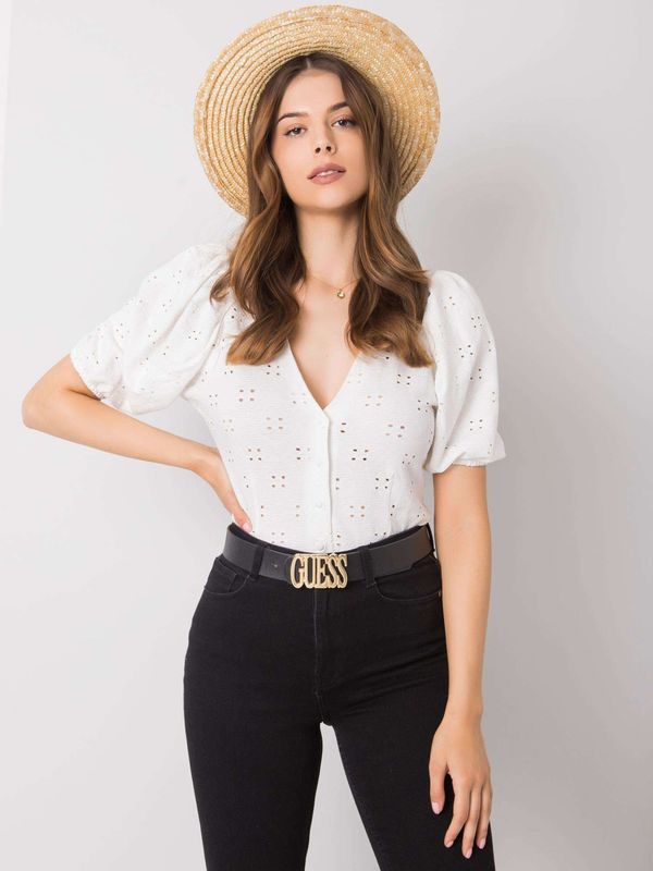 Fashionhunters White casual blouse Ysabel RUE PARIS