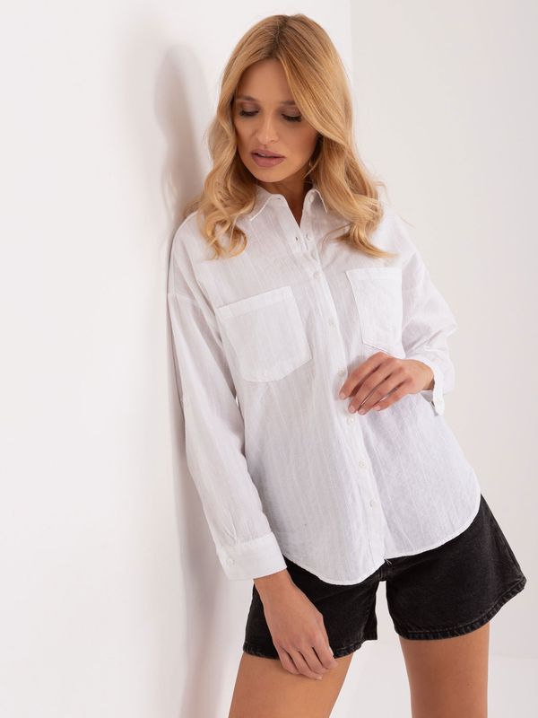 Fashionhunters White classic collared shirt