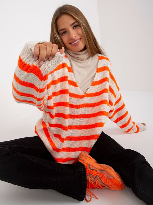 Fashionhunters White-orange oversize sweater with V-OCH BELLA neckline