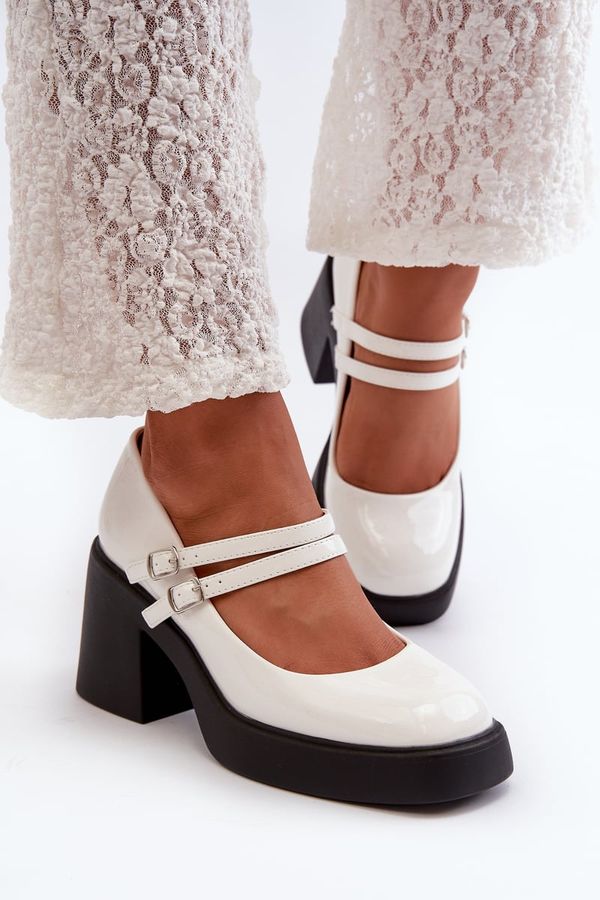 Kesi White patent leather pumps with chunky heels from Halmina