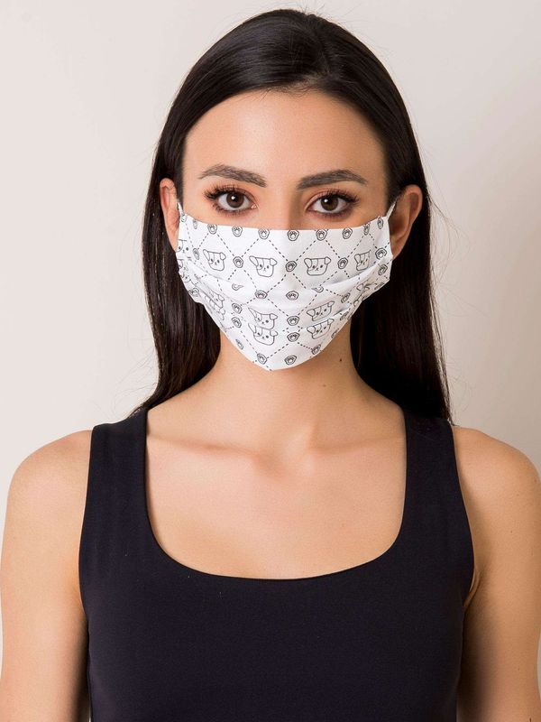 Fashionhunters White reusable mask with dog print