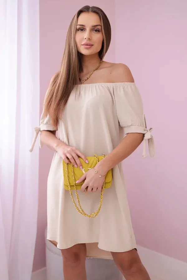 Włoski Włoski Dress tied on the sleeves beige