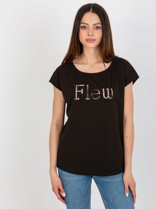 Fashionhunters Women's black monochrome T-shirt with inscription