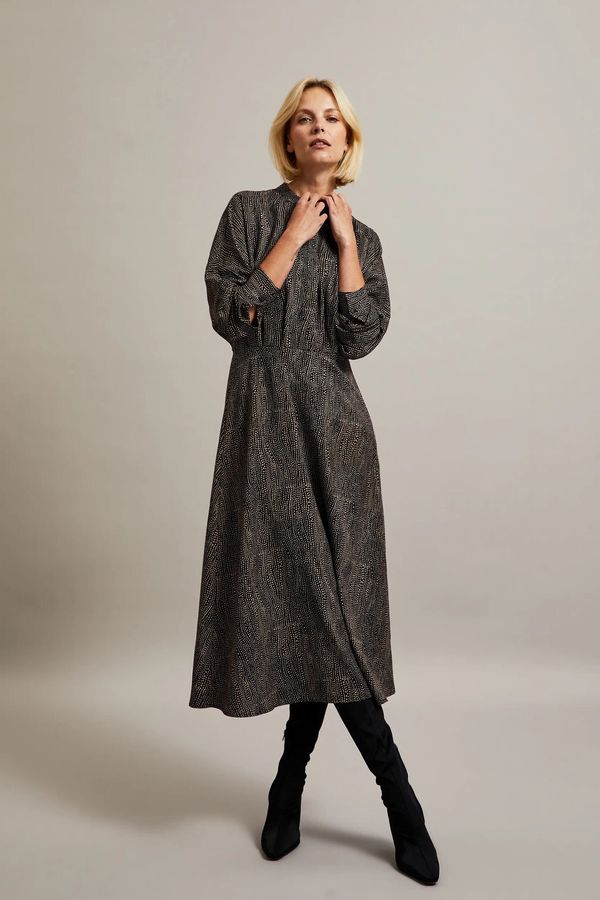 Moodo Women's elegant midi dress with small dots MOODO - black