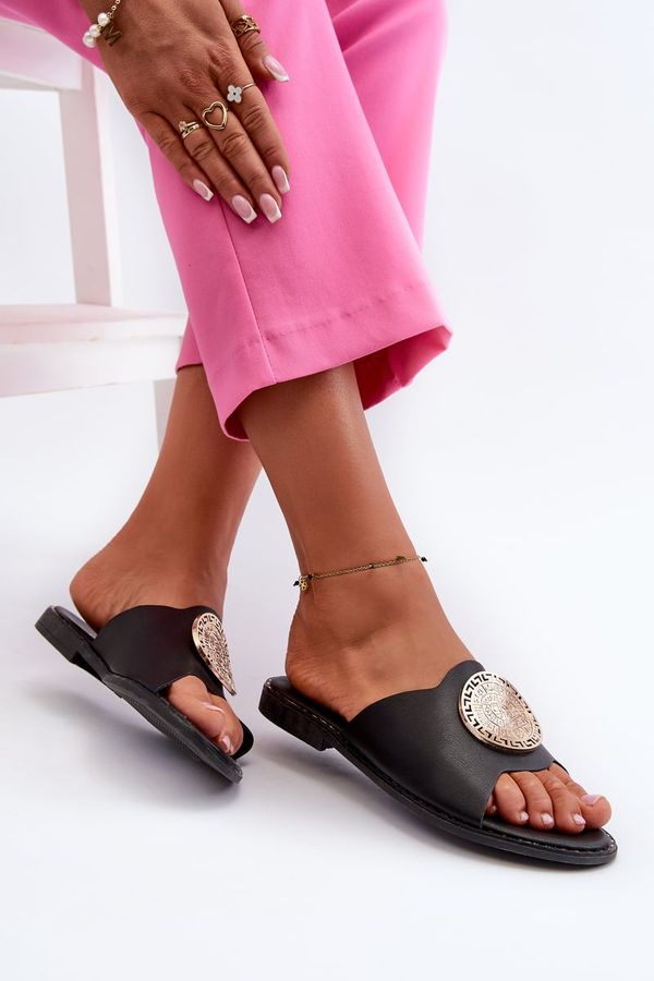 Kesi Women's flat heel slippers with decoration, black Rivashea