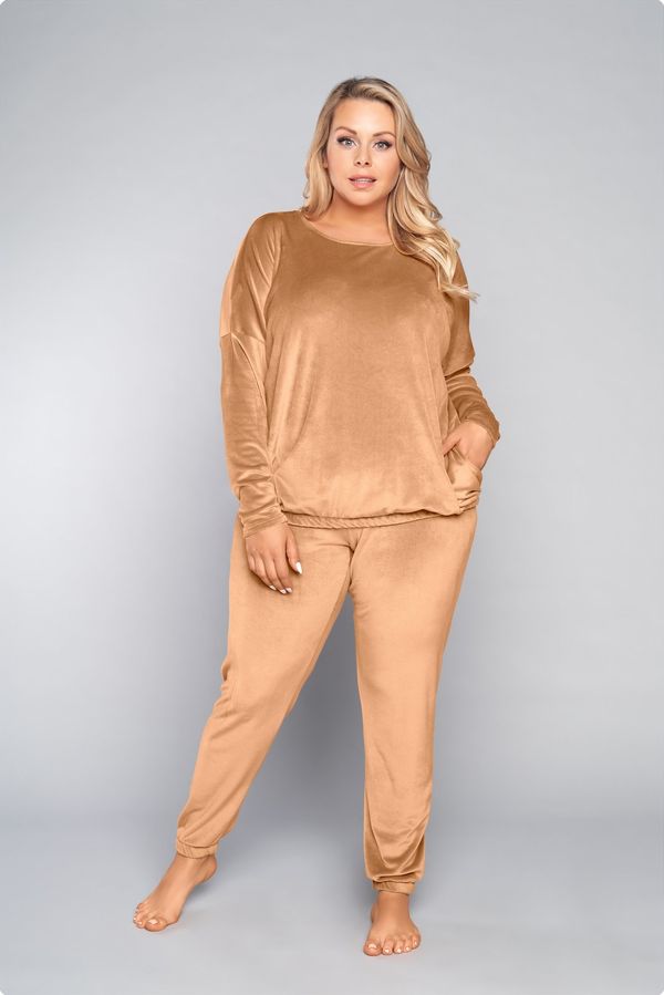 Italian Fashion Women's Juga set, long sleeves, long trousers - camel