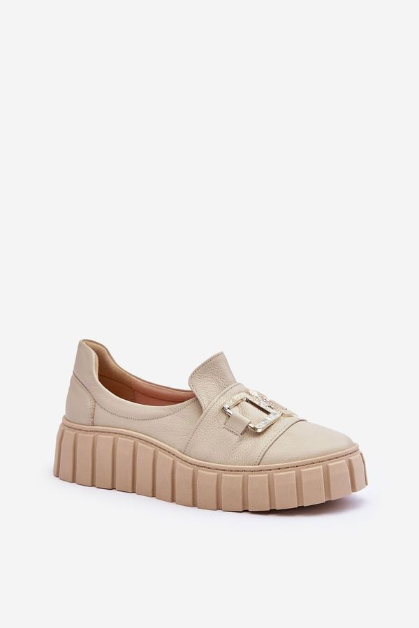 Kesi Women's leather shoes on the Beige Lewski platform