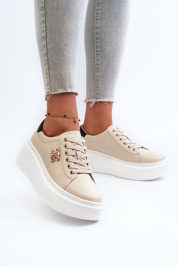 Kesi Women's leather sneakers on a beige Pernalia platform