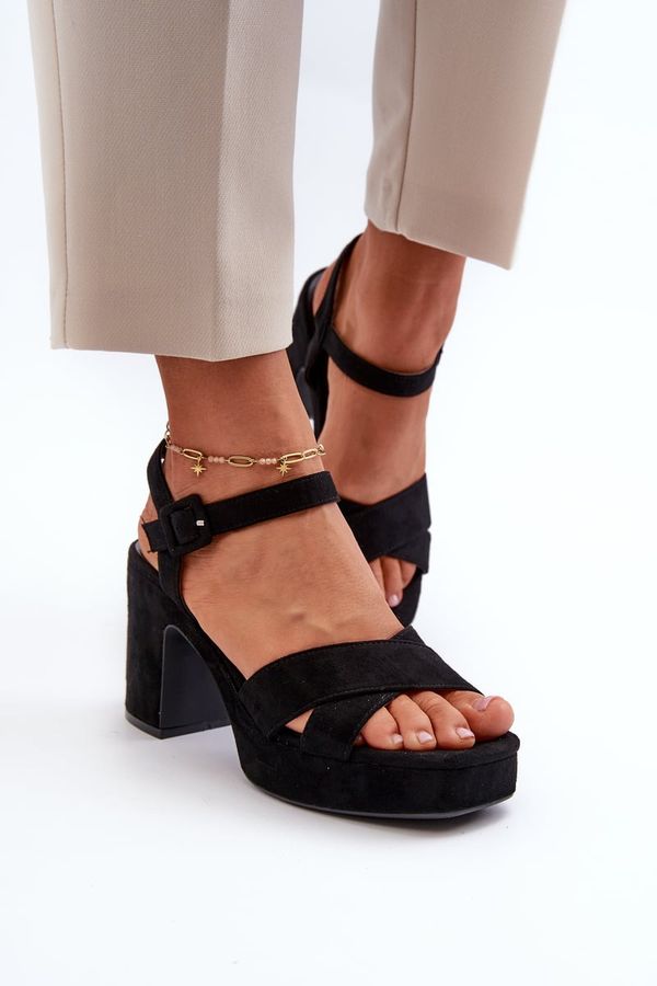 Kesi Women's sandals made of eco-friendly suede on a high heel and platform, black sakane