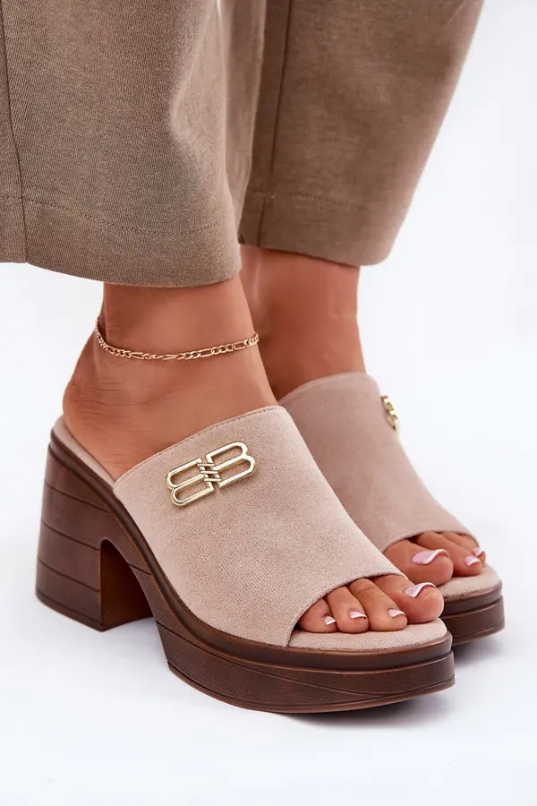 VINCEZA Women's sandals on a chunky heel with a gold detail Vinceza