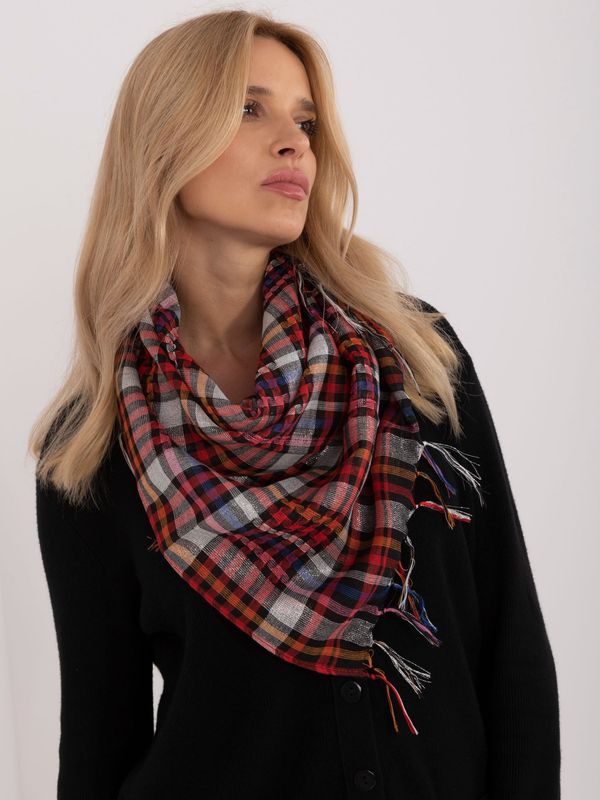 Fashionhunters Women's scarf with shiny thread