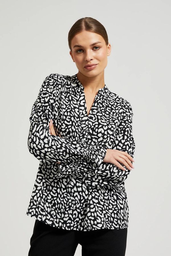 Moodo Women's shirt Moodo without collar - black and white