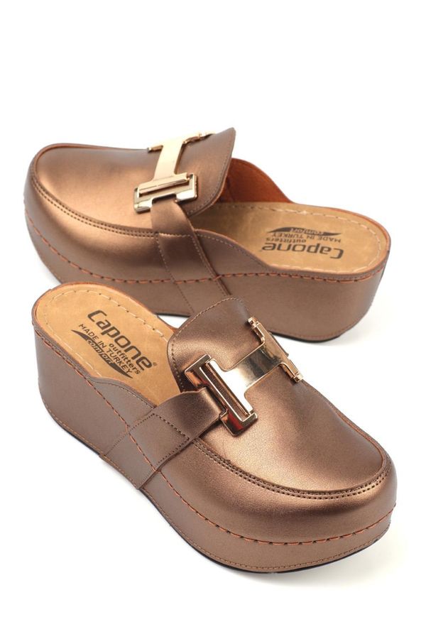 Capone Outfitters Women's sliders Capone Outfitters