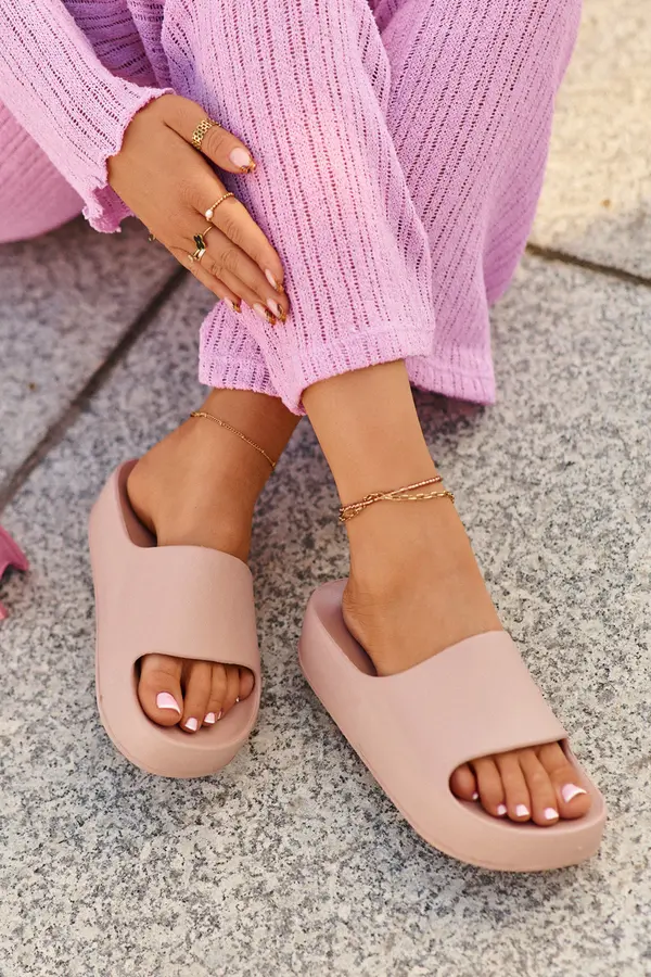 Boto Women's sliders Kesi