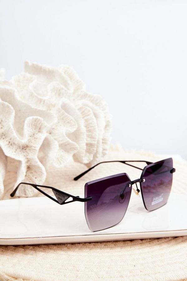 Kesi Women's sunglasses with shaded lenses, black
