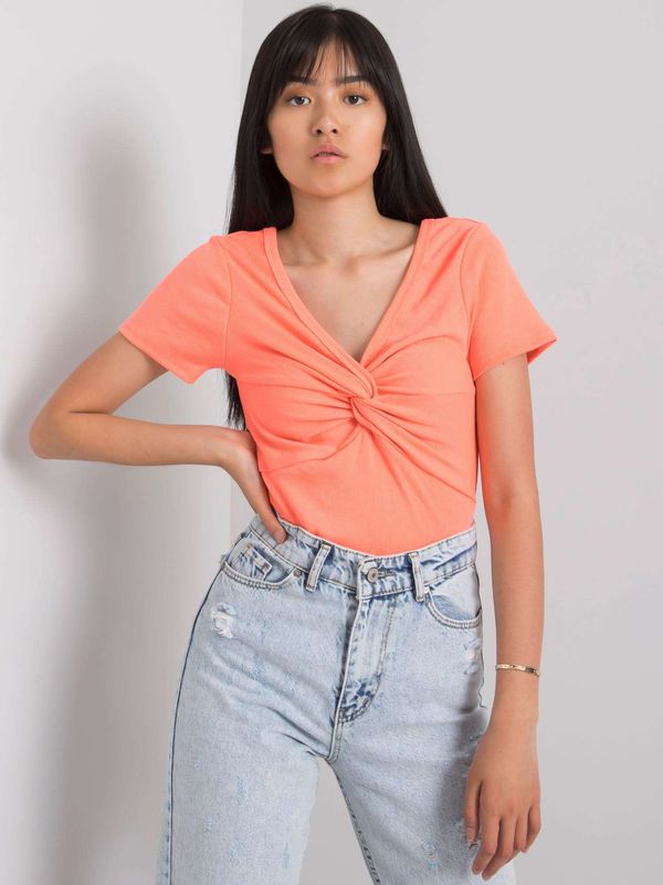 Fashionhunters Women's T-shirt with short sleeves and neckline - coral