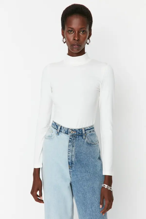 Trendyol Women's top Trendyol TWOAW21BD0008/burgundy