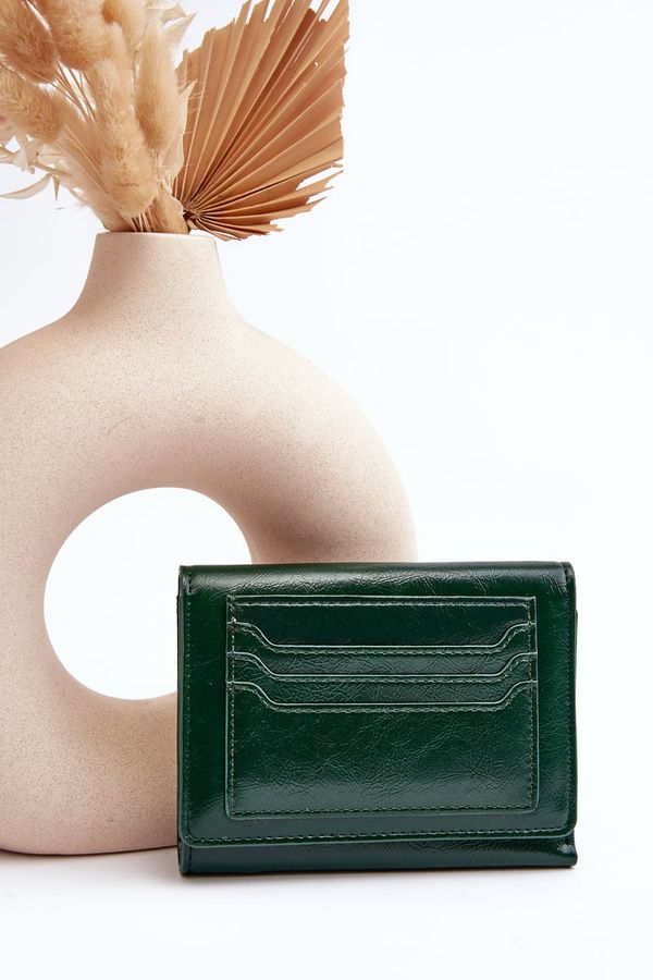 Kesi Women's wallet made of dark green Joanela eco-leather
