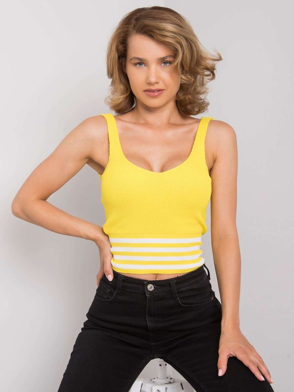 Fashionhunters Women's yellow knitted top