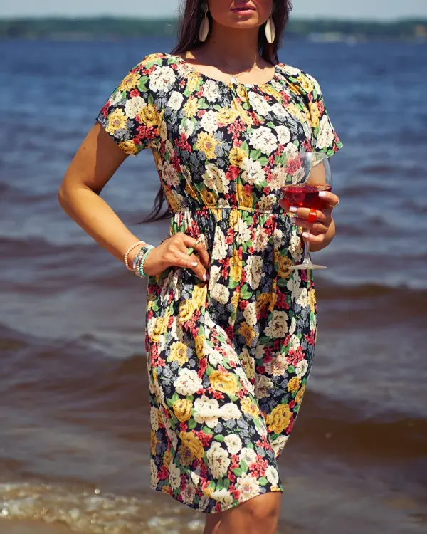 Resti Ženska cvetlična mini obleka a'la hiszpanka črne barve