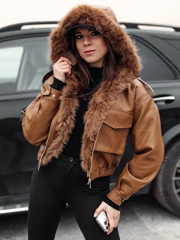 DStreet Ženska usnjena jakna s kapuco in krznenim robom