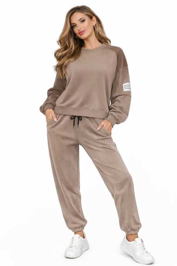 FASHION Ženska žametna trenirka - svetlo rjava