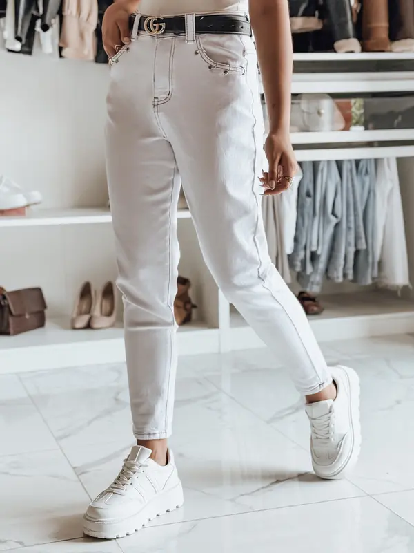 DStreet Ženske bele kavbojke mom fit LIKEMELOO
