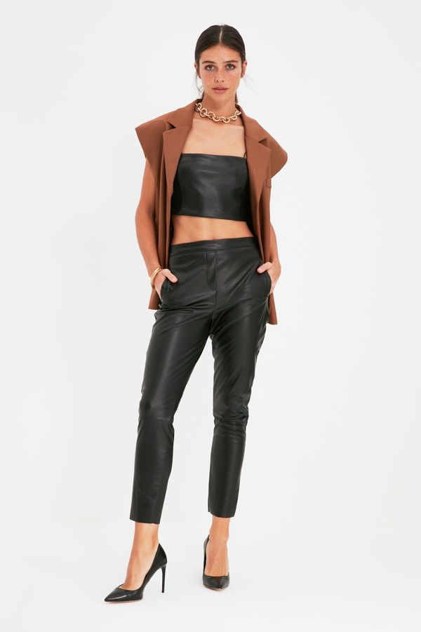 Trendyol Ženske hlače Trendyol Faux