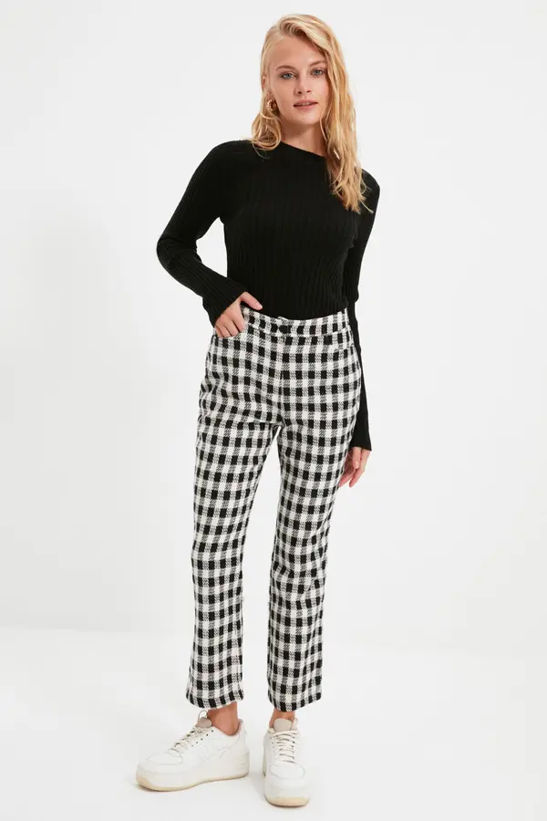 Trendyol Ženske hlače Trendyol Plaid