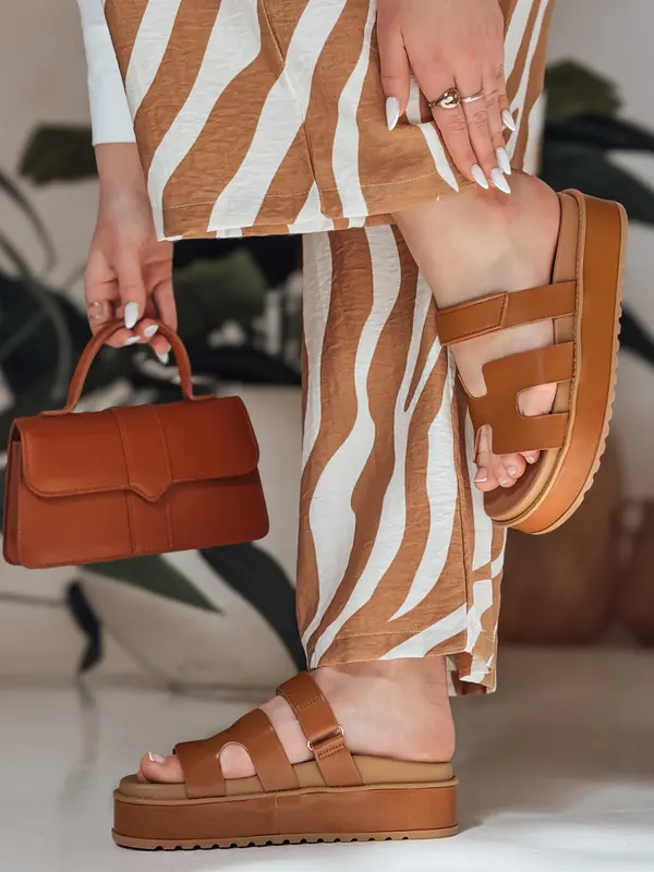 DStreet Ženske japonke s platformo, kamelja barva