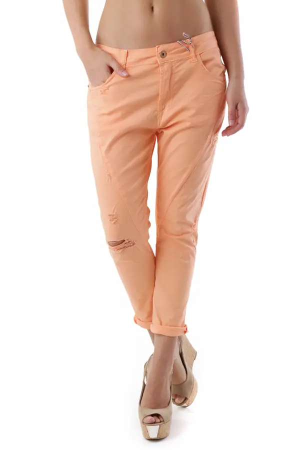 525 Ženske kavbojke boyfriend