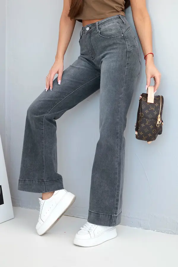 Kesi Ženske kavbojke ravnega kroja z visokim pasom