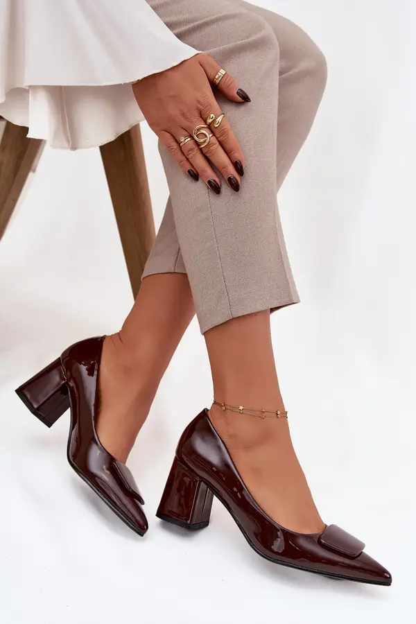 Boto Ženske salonarji iz eko usnja z okrasjem