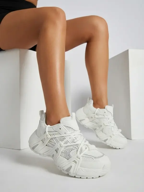 Resti Ženske športne superge z debelejšim podplatom