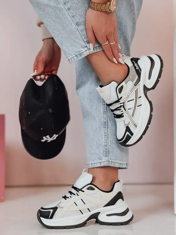 DStreet Ženske superge MODERMAX črne