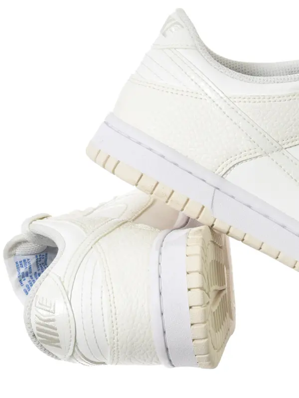 Nike Ženske superge Nike Dunk Low SE