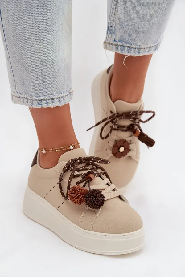 Boto Ženske superge s platformo in okrasnimi cofki