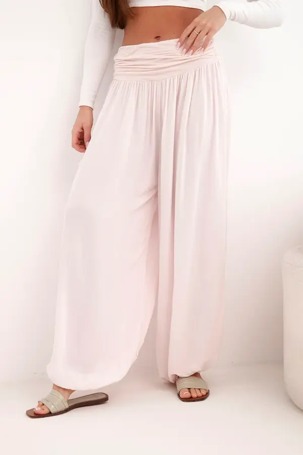 Kesi Włoski Ženske viskozne hlače z gubami, bež