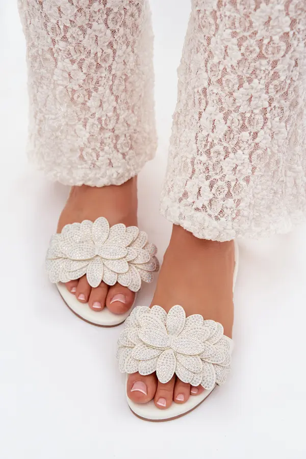 Boto Ženski beli okrašeni copati Grelora