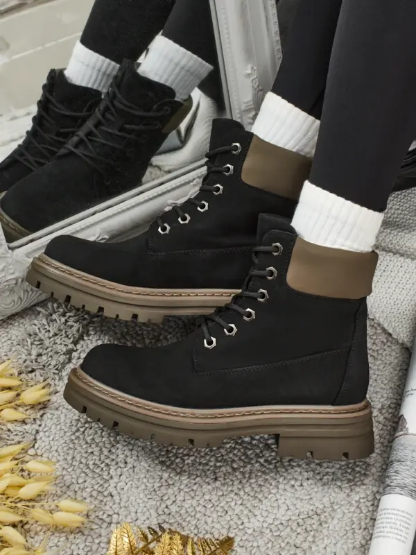 Resti Ženski čevlji Avienne Trappers