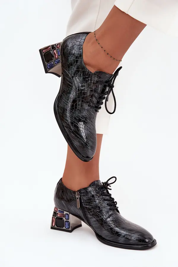 ARTIKER Ženski čevlji iz lakiranega usnja s kristali