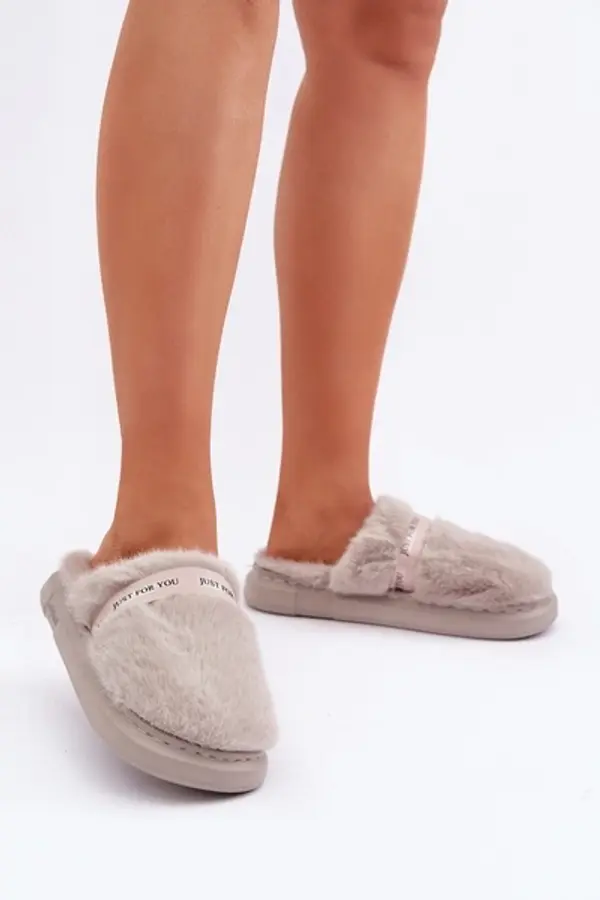 Boto Ženski copati s krznom in okrasnim trakom