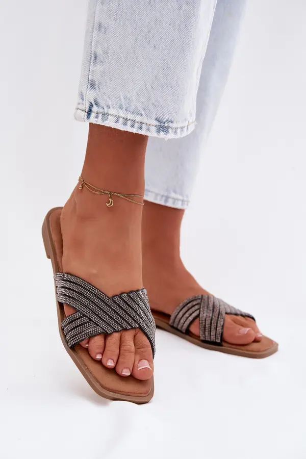 Boto Ženski copati z nizko peto, črni