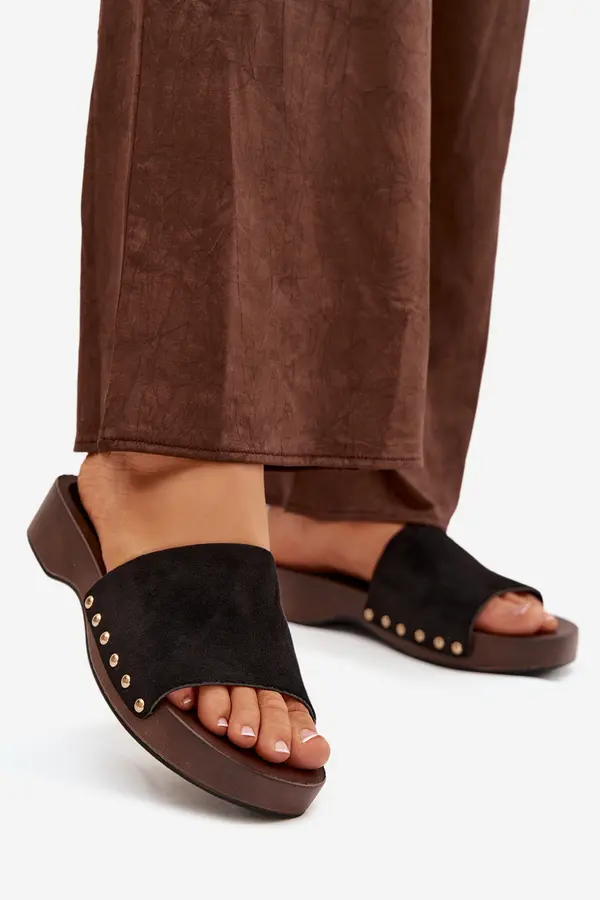 Boto Ženski copati z zlatimi čepki Ferinna