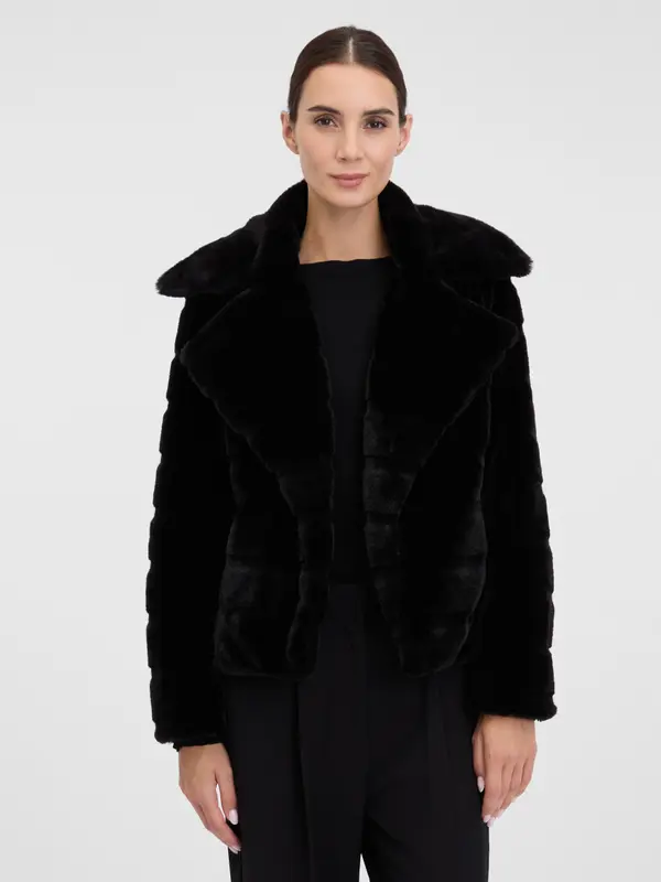 Orsay Ženski črni kratki krzneni plašč ORSAY