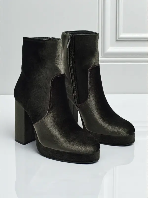 Resti Ženski gležnjarji Resti s peto