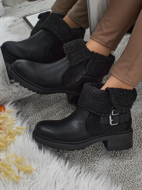 Resti Ženski gležnjarji s krznom