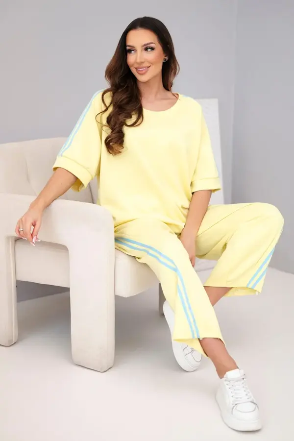 Kesi Włoski Ženski komplet iz rumene viskoze Kesi