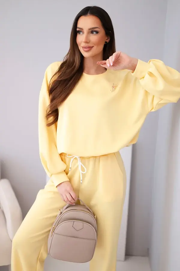 Kesi Włoski Ženski komplet Kesi z broško v odtenkih masla in limone