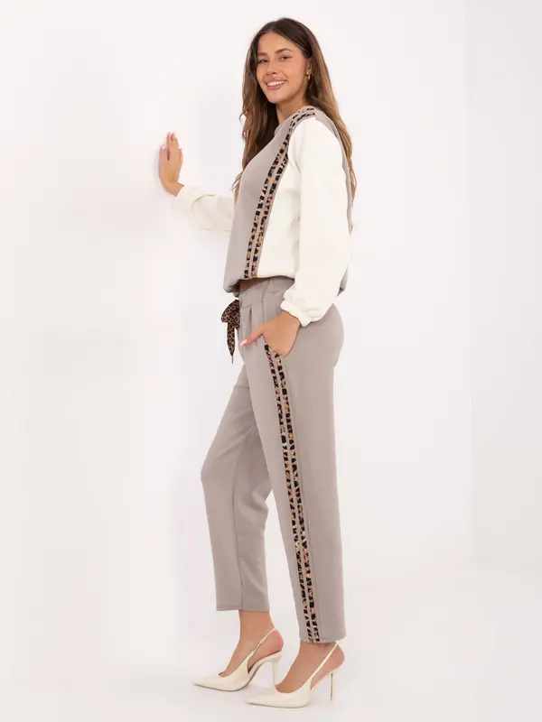 Italy Moda Ženski komplet v temno bež barvi